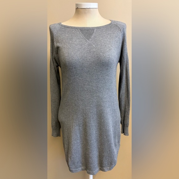 Vero Moda Gray Long Sleeve Knee Length stretchy minimal Dress women's size Small - Picture 3 of 10